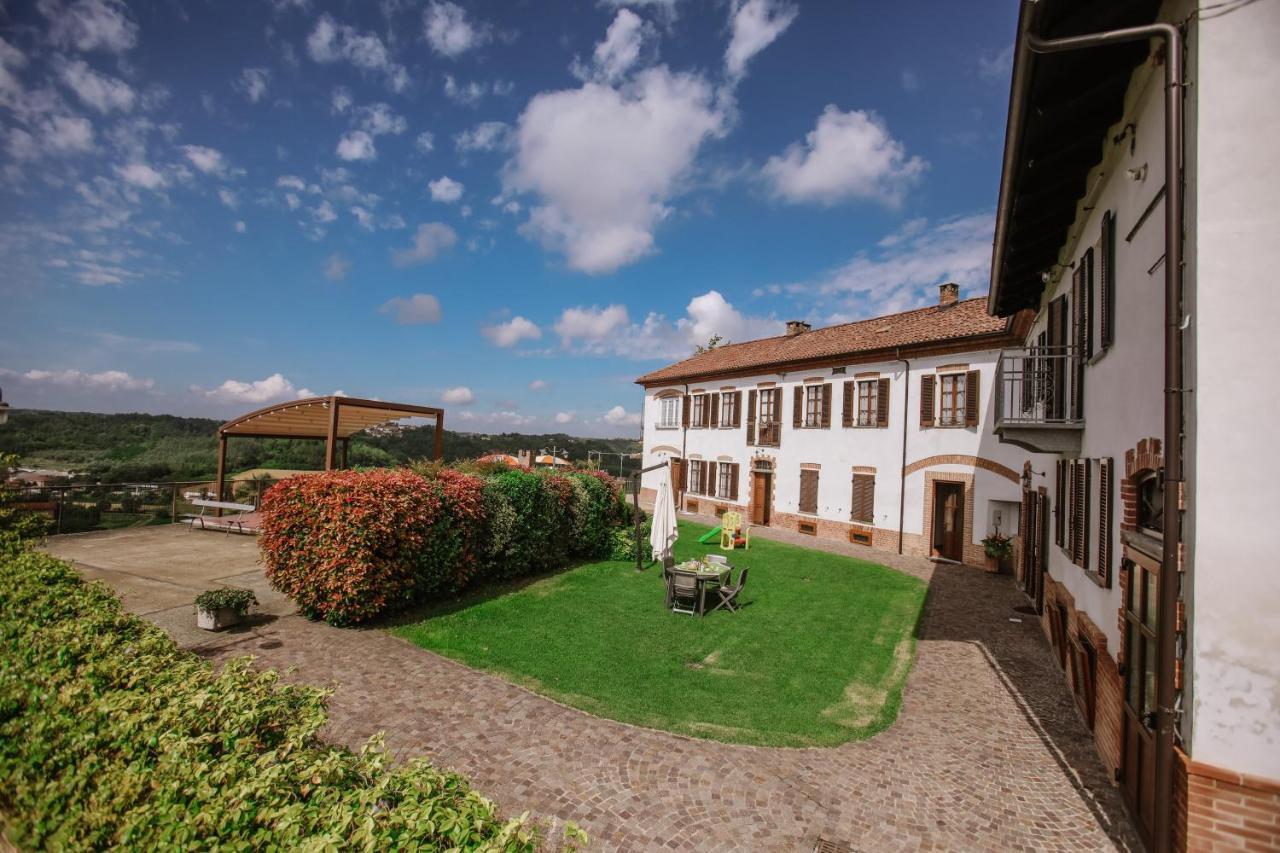 Il Pozzo Fiorito Apartment Cossombrato ภายนอก รูปภาพ